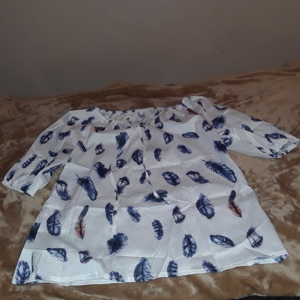 Short sleeve top